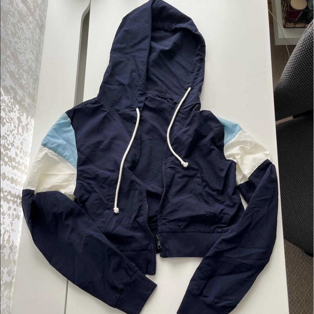 Slightly used Brandy Melville/John Galt cropped windbreaker.